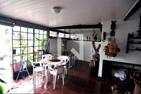 Apartamento à venda com 160m², 2 quartos e 1 vagaCobertura