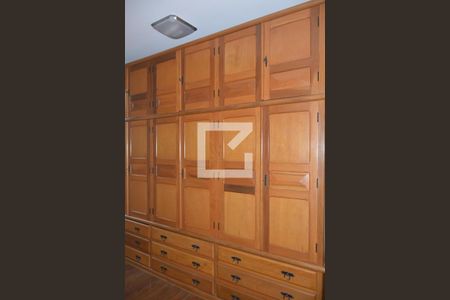 Apartamento à venda com 195m², 4 quartos e 3 vagasQuarto 1