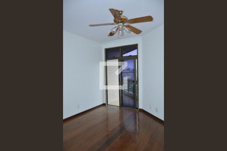 Apartamento à venda com 195m², 4 quartos e 3 vagasQuarto 3 - Suíte