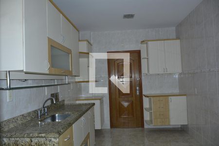Apartamento à venda com 195m², 4 quartos e 3 vagasCozinha