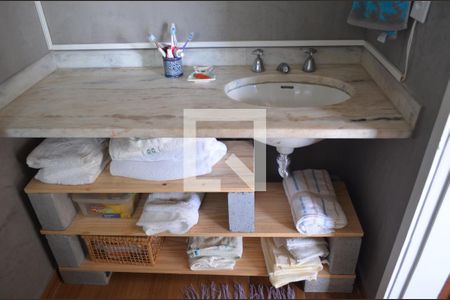 Apartamento à venda com 165m², 3 quartos e 2 vagasBanheiro da Suíte