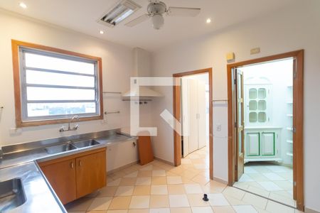 Apartamento à venda com 578m², 5 quartos e 2 vagas Apartamento à venda com 578m², 5 quartos e 2 vagasCozinha