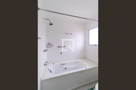 Apartamento à venda com 578m², 5 quartos e 2 vagas Apartamento à venda com 578m², 5 quartos e 2 vagasBanhero da Suíte 1