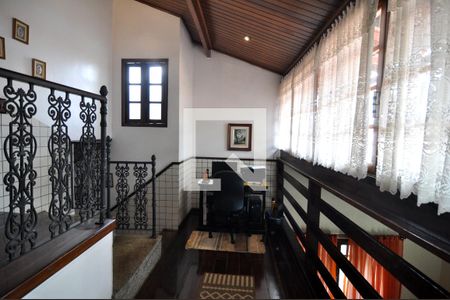 Casa à venda com 269m², 3 quartos e 5 vagasCorredor