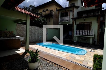 Casa à venda com 269m², 3 quartos e 5 vagasPiscina
