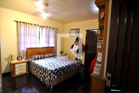 Casa à venda com 269m², 3 quartos e 5 vagasQuarto 2