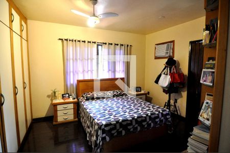 Casa à venda com 269m², 3 quartos e 5 vagasQuarto 2