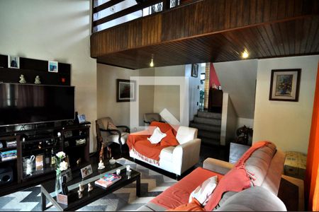 Casa à venda com 269m², 3 quartos e 5 vagasSala