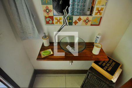 Casa à venda com 269m², 3 quartos e 5 vagasBanheiro Canadense