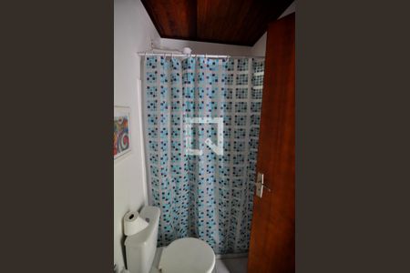 Casa à venda com 269m², 3 quartos e 5 vagasBanheiro Canadense