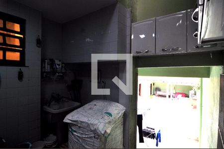 Casa à venda com 269m², 3 quartos e 5 vagasLavanderia