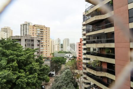 Apartamento para alugar com 180m², 3 quartos e 3 vagas Apartamento para alugar com 180m², 3 quartos e 3 vagasVista da Varanda TV