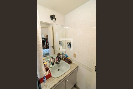 Apartamento para alugar com 180m², 3 quartos e 3 vagas Apartamento para alugar com 180m², 3 quartos e 3 vagasBanheiro da Suíte 2