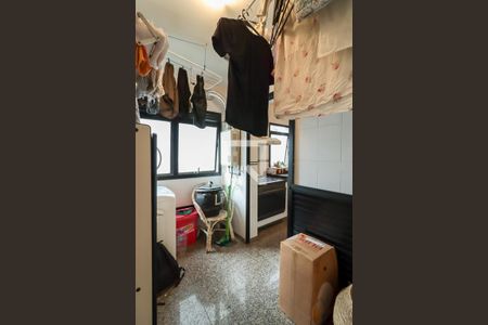 Apartamento para alugar com 180m², 3 quartos e 3 vagas Apartamento para alugar com 180m², 3 quartos e 3 vagasÁrea de Serviço