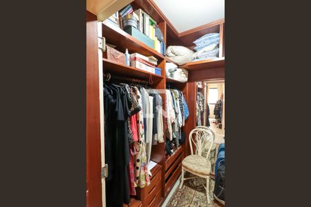 Apartamento para alugar com 180m², 3 quartos e 3 vagas Apartamento para alugar com 180m², 3 quartos e 3 vagasCloset da suíte 3