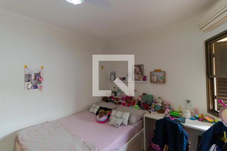 Apartamento à venda com 185m², 3 quartos e 2 vagas Apartamento à venda com 185m², 3 quartos e 2 vagasQuarto 01