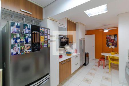 Apartamento à venda com 185m², 3 quartos e 2 vagas Apartamento à venda com 185m², 3 quartos e 2 vagasCozinha