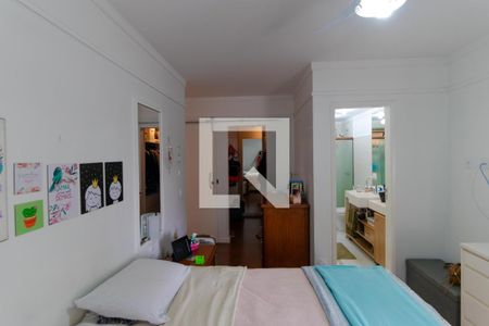 Apartamento à venda com 185m², 3 quartos e 2 vagas Apartamento à venda com 185m², 3 quartos e 2 vagasSuíte