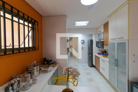 Apartamento à venda com 185m², 3 quartos e 2 vagas Apartamento à venda com 185m², 3 quartos e 2 vagasCozinha