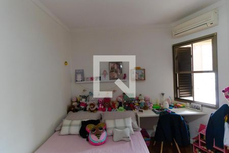 Apartamento à venda com 185m², 3 quartos e 2 vagas Apartamento à venda com 185m², 3 quartos e 2 vagasQuarto 01