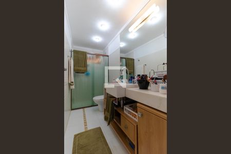 Apartamento à venda com 185m², 3 quartos e 2 vagas Apartamento à venda com 185m², 3 quartos e 2 vagasBanheiro da Suíte