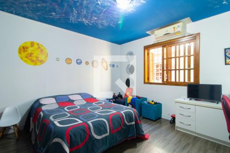 Casa à venda com 385m², 5 quartos e 9 vagas Casa à venda com 385m², 5 quartos e 9 vagasQuarto 1