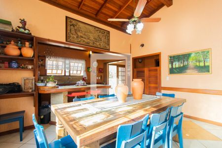 Casa à venda com 385m², 5 quartos e 9 vagas Casa à venda com 385m², 5 quartos e 9 vagasSala 2