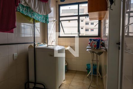 Apartamento à venda com 130m², 2 quartos e 2 vagasÁrea de Serviço