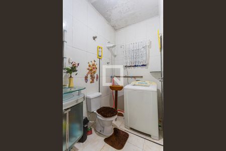 Casa à venda com 153m², 4 quartos e 3 vagas Casa à venda com 153m², 4 quartos e 3 vagasBanheiro 2