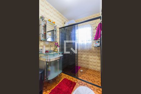 Casa à venda com 153m², 4 quartos e 3 vagas Casa à venda com 153m², 4 quartos e 3 vagasBanheiro 1