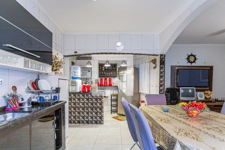 Casa à venda com 153m², 4 quartos e 3 vagas Casa à venda com 153m², 4 quartos e 3 vagasCozinha