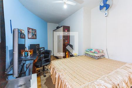 Casa à venda com 153m², 4 quartos e 3 vagas Casa à venda com 153m², 4 quartos e 3 vagasQuarto 1