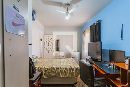 Casa à venda com 153m², 4 quartos e 3 vagas Casa à venda com 153m², 4 quartos e 3 vagasQuarto 1