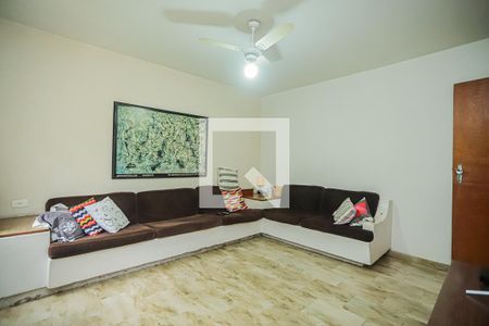 Casa à venda com 280m², 4 quartos e 6 vagasSala 2