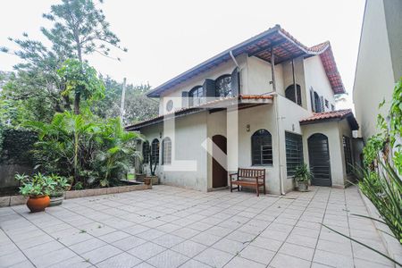 Casa à venda com 280m², 4 quartos e 6 vagasQuintal