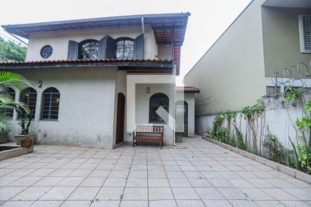 Casa à venda com 280m², 4 quartos e 6 vagasQuintal