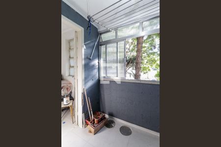 Apartamento para alugar com 76m², 2 quartos e 1 vagaÁrea de serviço