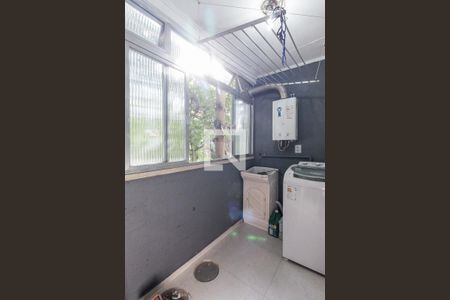 Apartamento para alugar com 76m², 2 quartos e 1 vagaÁrea de serviço