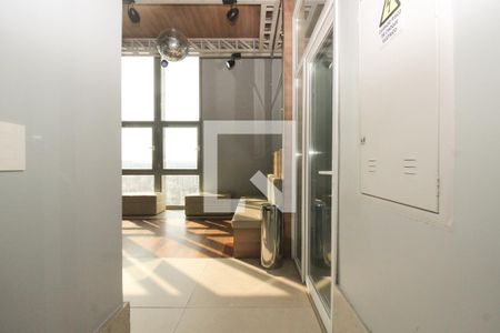 Apartamento à venda com 48m², 1 quarto e 1 vaga Apartamento à venda com 48m², 1 quarto e 1 vagaÁrea comum - Salão de festas