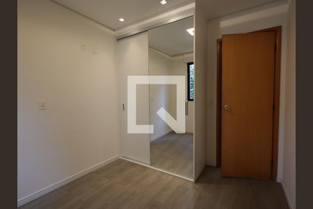 Apartamento à venda com 76m², 3 quartos e 2 vagasQuarto 2