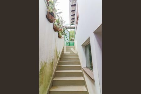 Casa à venda com 219m², 3 quartos e 2 vagasCorredor