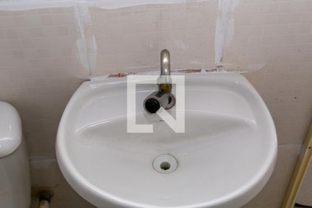 Casa à venda com 250m², 7 quartos e 2 vagasDetalhe banheiro