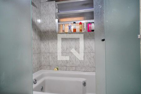 Casa à venda com 400m², 4 quartos e 3 vagasBanheiro da Suíte