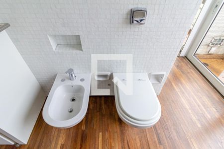 Apartamento à venda com 408m², 3 quartos e 5 vagasBanheiro 1 - Suíte Master