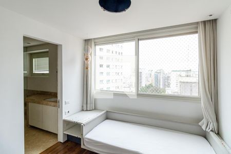 Apartamento à venda com 408m², 3 quartos e 5 vagasQuarto 2 - Suíte