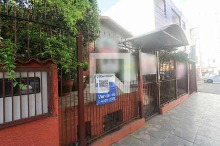 Casa à venda com 300m², 5 quartos e 4 vagasFachada