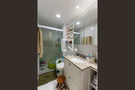 Apartamento à venda com 78m², 2 quartos e 1 vagaBanheiro da Suíte