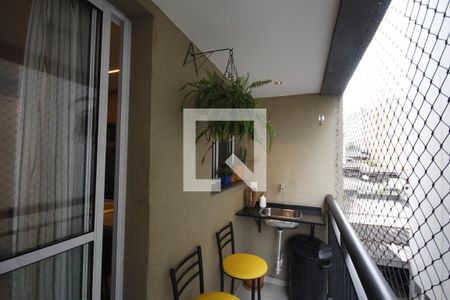 varanda de kitnet/studio para alugar com 1 quarto, 28m² em Sé, São Paulo
