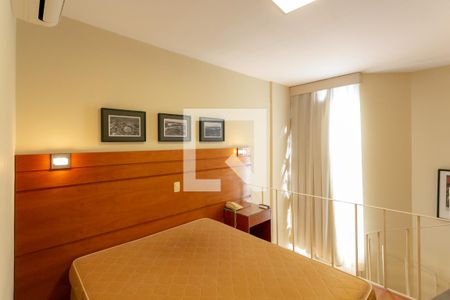 Suíte de apartamento para alugar com 1 quarto, 42m² em Funcionários, Belo Horizonte