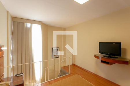 Suíte de apartamento para alugar com 1 quarto, 42m² em Funcionários, Belo Horizonte